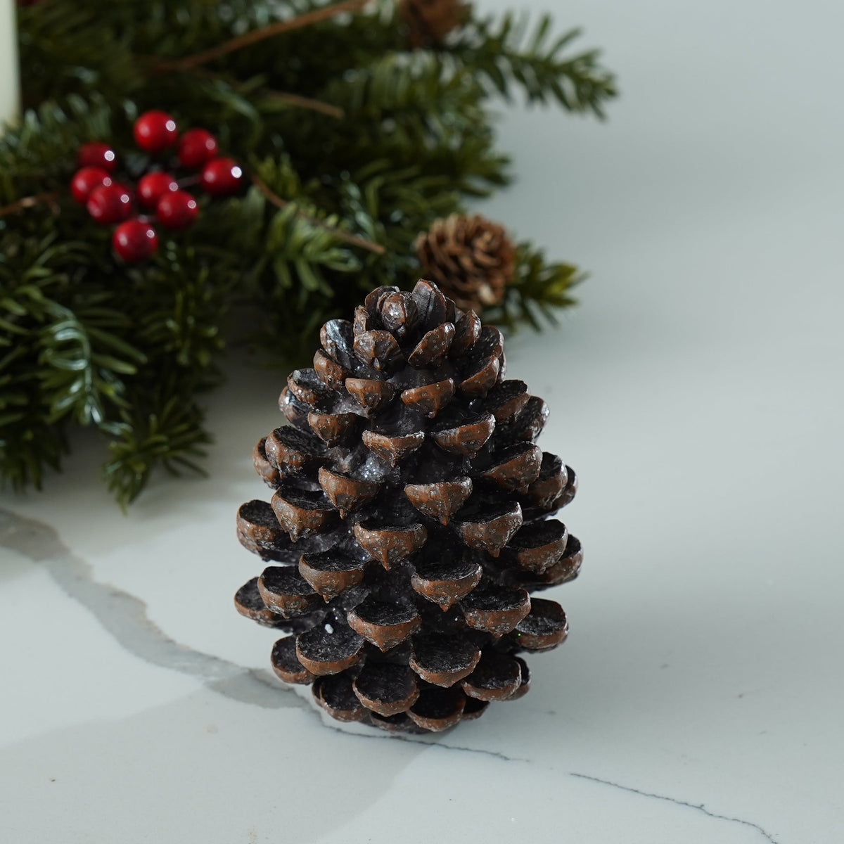 Resin Decorative Pinecone